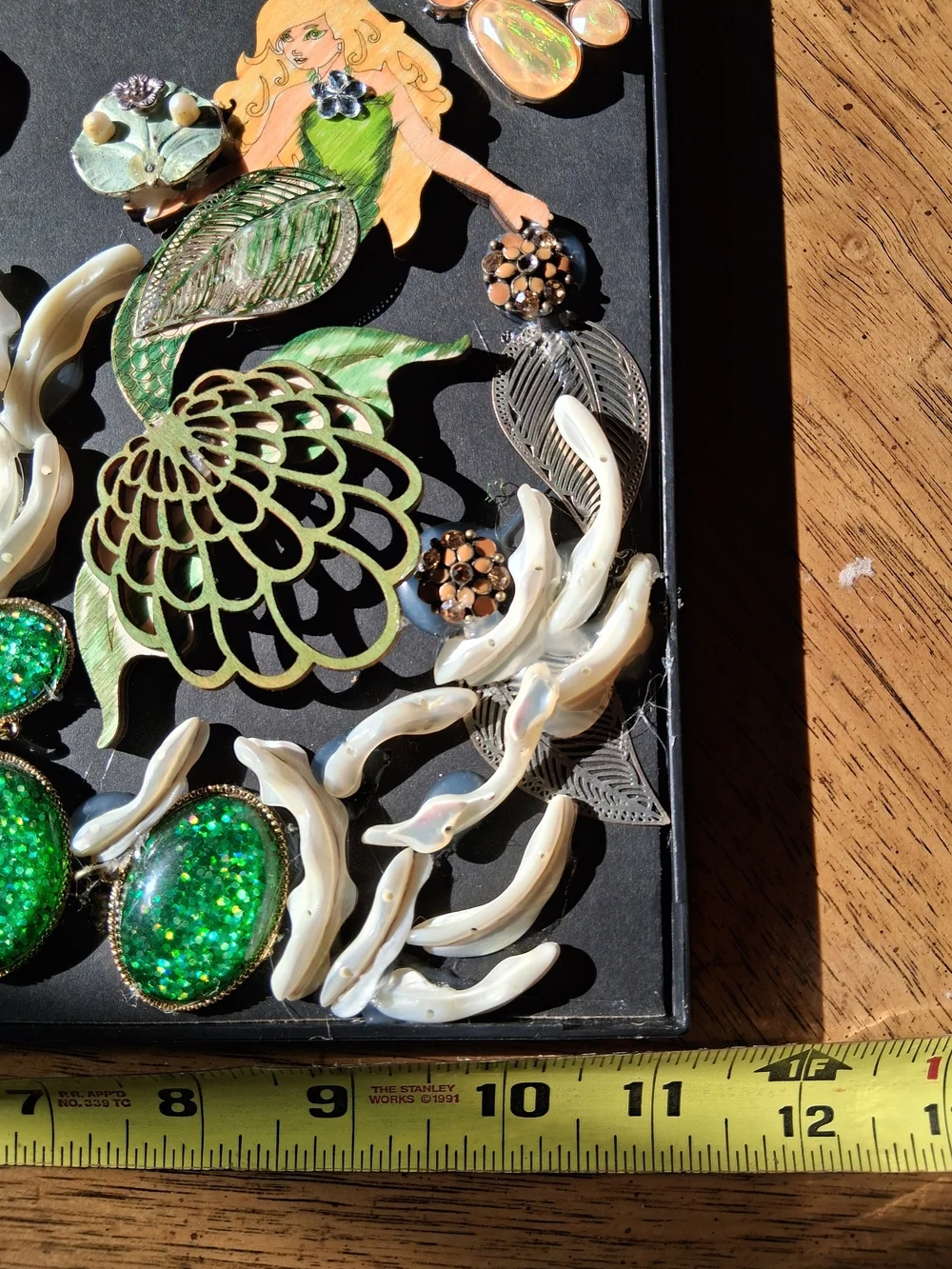 Green Mermaid Wall Art Accent - Iridescent Resin Sea Motif Jewelry Mixed Media - Picture 10 of 10
